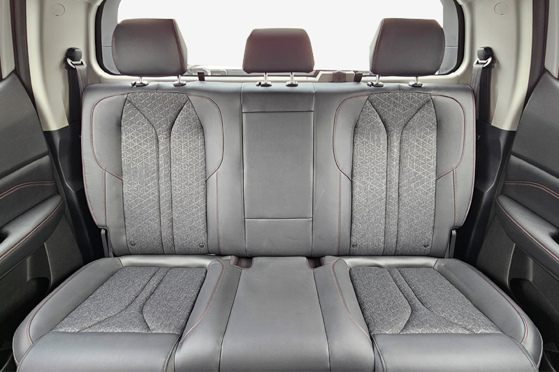 CHANGAN - HUNTER REEV AC 2.0 CD 4X4 TA HYBRID - 2026 - Image 4
