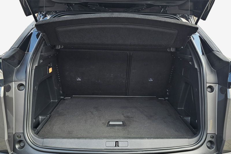 PEUGEOT - 3008N ACT 20H BA6 AC 2.0 5P 4X2 TA DIESEL - 2023 - Image 6