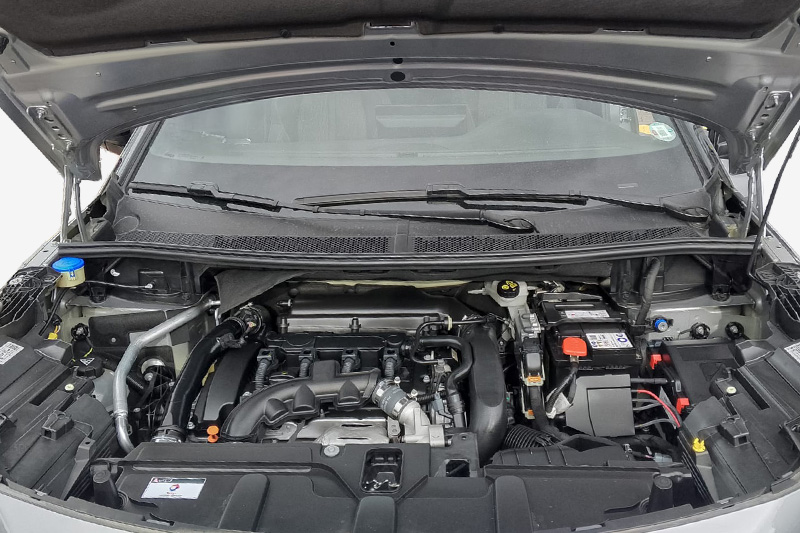 PEUGEOT - 3008N GTL 16E BA6 AC 1.6 5P 4X2 TA - 2024 - Image 6