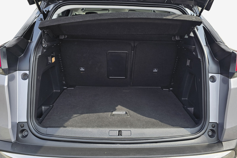 PEUGEOT - 3008N ACT 20H BA6 AC 2.0 5P 4X2 TA DIESEL - 2021 - Image 6