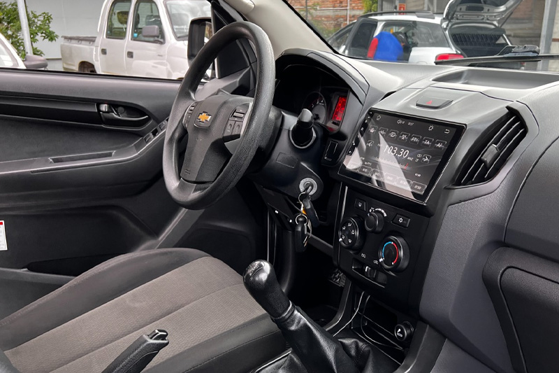 CHEVROLET - D-MAX CRDI HI RIDE AC 2.5 CD 4X2 TM DIESEL - 2023 - Image 2