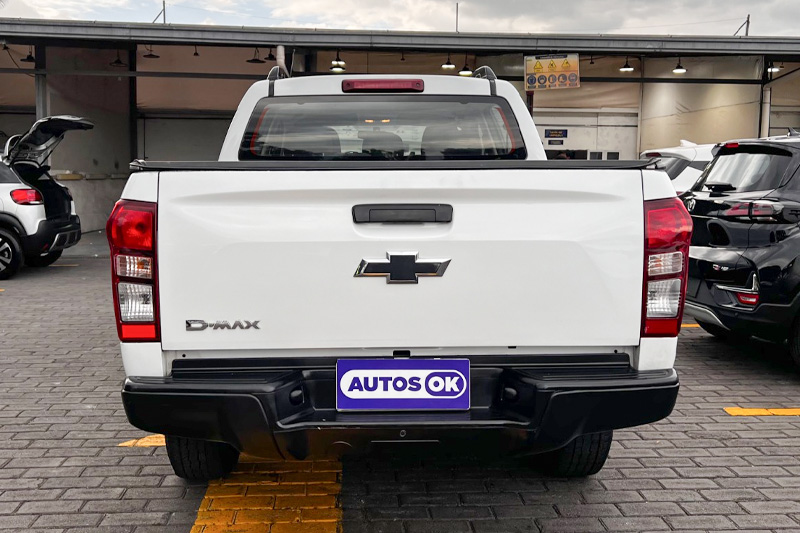 CHEVROLET - D-MAX CRDI HI RIDE AC 2.5 CD 4X2 TM DIESEL - 2023 - Image 9