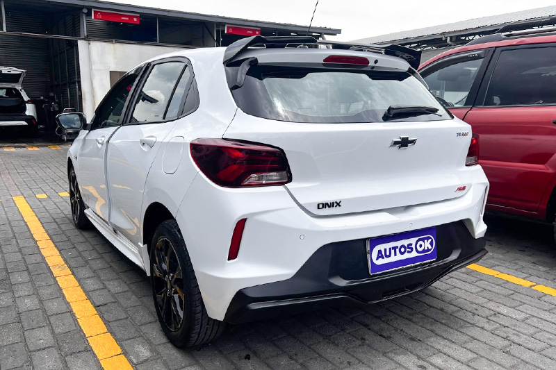 CHEVROLET - ONIX RS TURBO AC 1.0 5P 4X2 TM - 2021 - Image 10