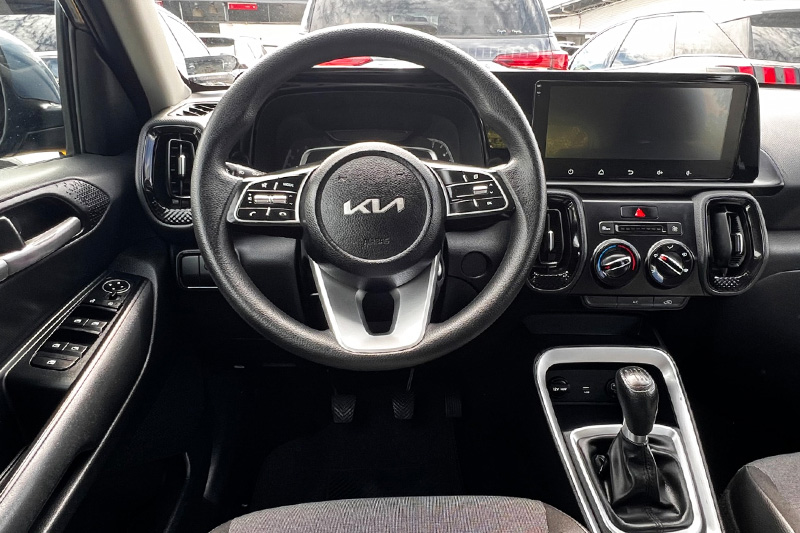 KIA - SONET LX STD AC 1.5 5P 4X2 TM - 2023 - Image 2