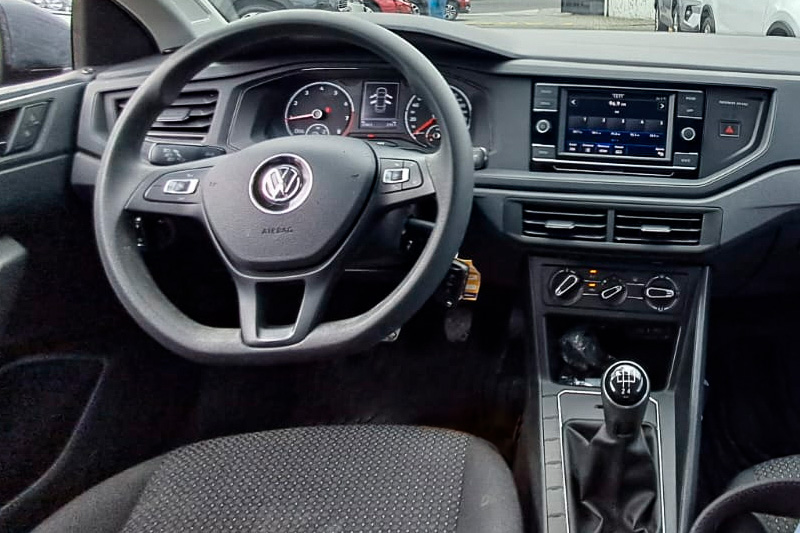 VOLKSWAGEN - VIRTUS TRENDLINE MQB AC 1.6 4P 4X2 TM - 2022 - Image 9