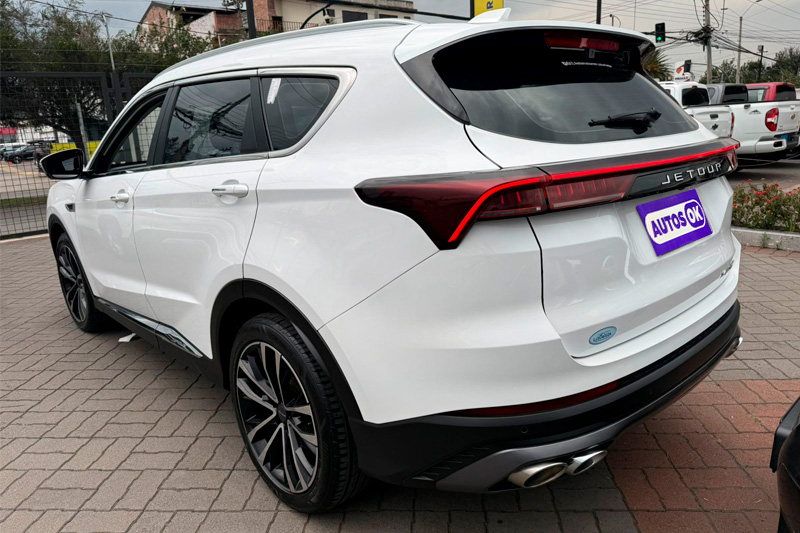 JETOUR - X70 PLUS II DTC AC 1.6 5P 4X2 TA - 2023 - Image 2