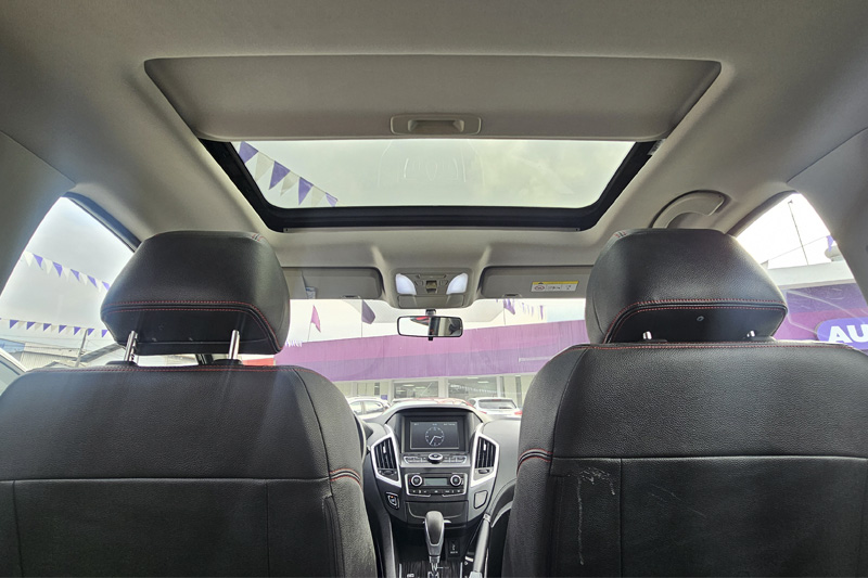 DONGFENG - AX7 LUXURY AC 2.0 5P 4X2 TA - 2020 - Image 2