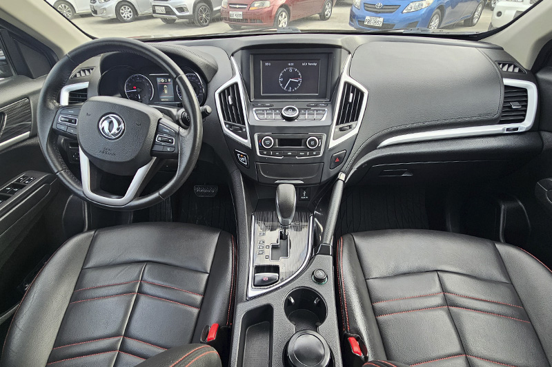 DONGFENG - AX7 LUXURY AC 2.0 5P 4X2 TA - 2020 - Image 8