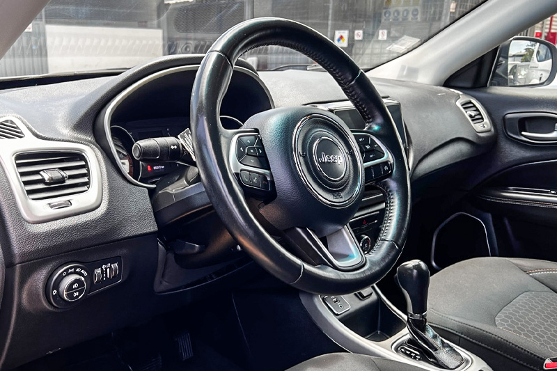 JEEP - NEW COMPASS LONGITUDE AC 2.4 5P 4X2 TA - 2018 - Image 2