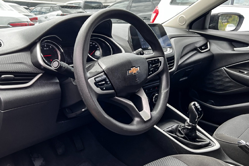 CHEVROLET - ONIX LTZ TURBO AC 1.0 4P 4X2 TM - 2021 - Image 2